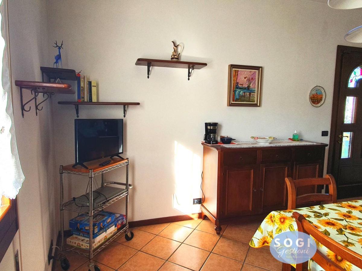 Апартаменти Casa Sbrindoli Лідо-ді-Єзоло Екстер'єр фото