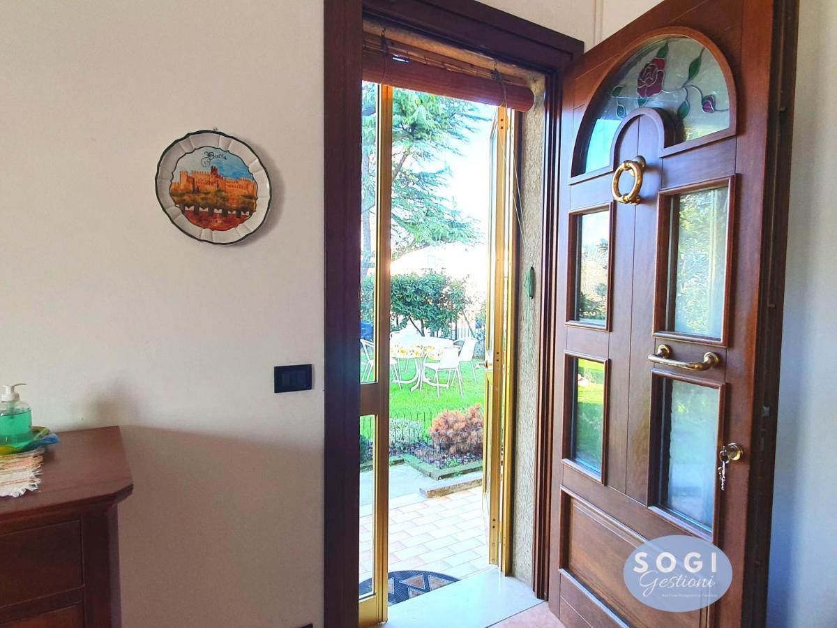 Апартаменти Casa Sbrindoli Лідо-ді-Єзоло Екстер'єр фото